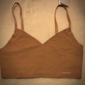 Seamless Calvin Klein bralette side small NWT